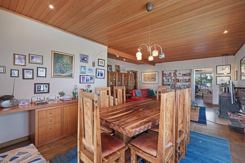 6 Bedroom Property for Sale in Camps Bay Western Cape